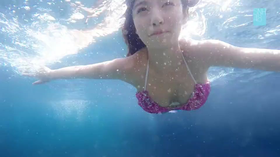 美女热舞
